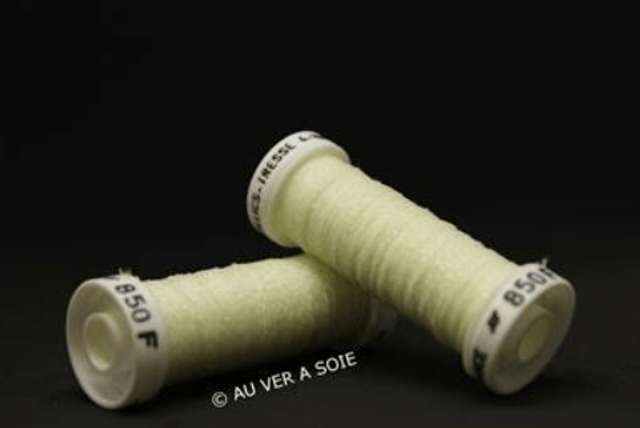 Fil métallisé N°850f - Au Ver à Soie